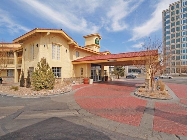 La Quinta Inn by Wyndham Denver Cherry Creek — Property