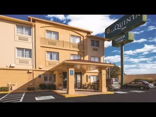 La Quinta Inn by Wyndham Indianapolis North at Pyramids — Property