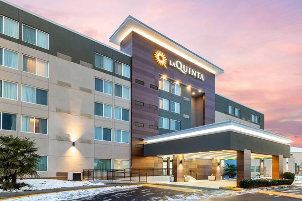 La Quinta Inn by Wyndham Lynnwood — Property