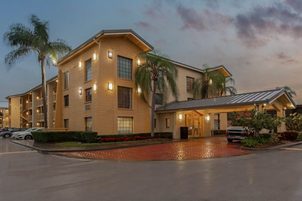 La Quinta Inn by Wyndham Miami Airport North Miami Florida — Property