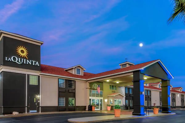 La Quinta Inn by Wyndham San Antonio Brooks City Base — Property