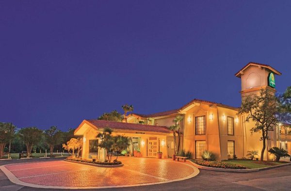 La Quinta Inn by Wyndham San Antonio Lackland — Property