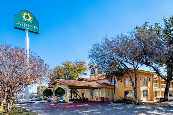 La Quinta Inn by Wyndham San Antonio Lackland — Property