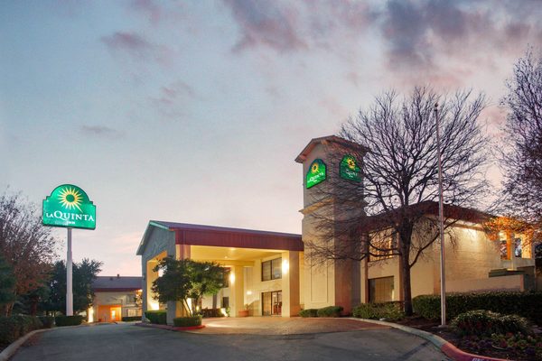 La Quinta Inn by Wyndham San Marcos — Property