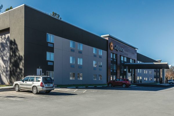 La Quinta Inn Suites by Wyndham Atlanta Midtown Buckhead — Property