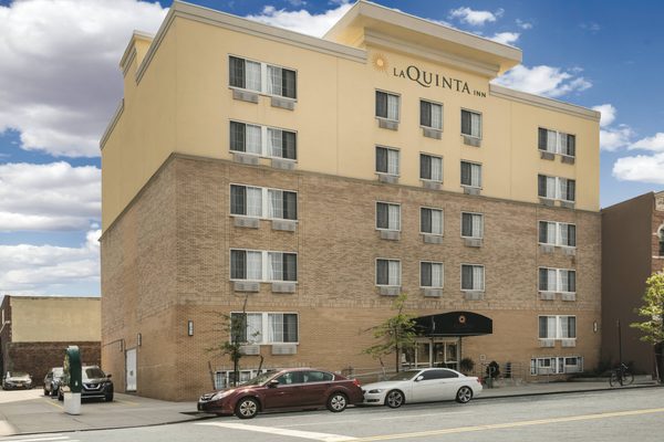 La Quinta Inn Suites by Wyndham Brooklyn Downtown — Property