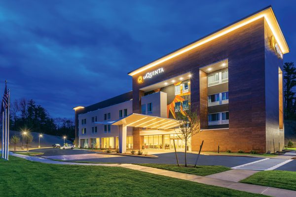 La Quinta Inn Suites by Wyndham Clifton Park — Property