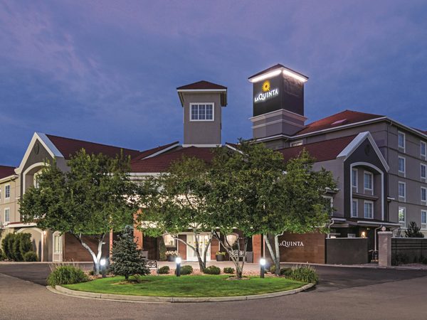 La Quinta Inn Suites by Wyndham Denver Airport Dia — Property