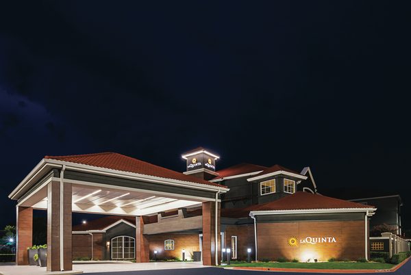 La Quinta Inn Suites by Wyndham Fort Worth City View — Property