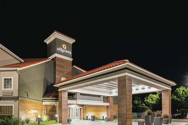La Quinta Inn Suites by Wyndham Fort Worth North — Property