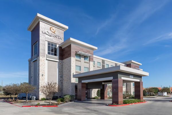 La Quinta Inn Suites by Wyndham Houston NW Beltway8 WestRD — Property