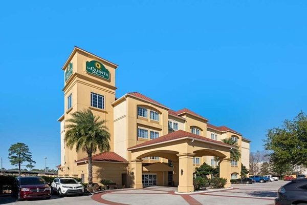 La Quinta Inn Suites by Wyndham Houston Southwest — Property