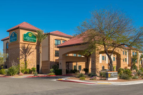 La Quinta Inn Suites by Wyndham Las Vegas Airport N Conv Las Vegas Nevada — Property