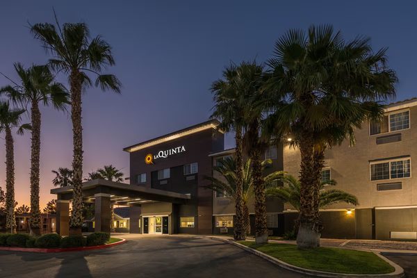 La Quinta Inn Suites by Wyndham Las Vegas Nellis — Property