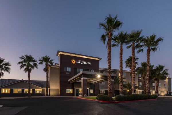 La Quinta Inn Suites by Wyndham Las Vegas Nellis — Property