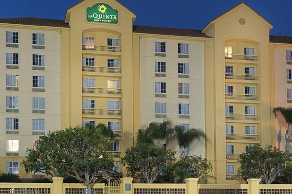 La Quinta Inn Suites by Wyndham Ontario Airport — Property