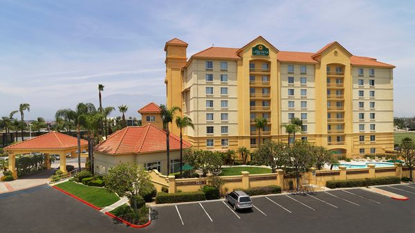 La Quinta Inn Suites by Wyndham Ontario Airport — Property