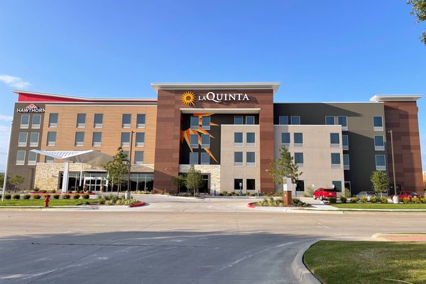 La Quinta Inn Suites By Wyndham Pflugerville — Property