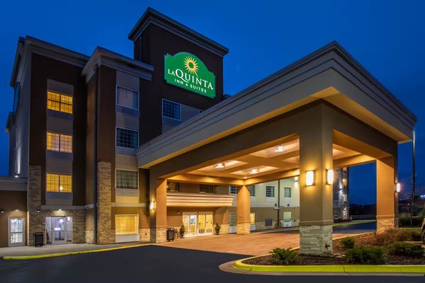 La Quinta Inn Suites by Wyndham Rochester Mayo Clinic S — Property