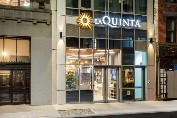 La Quinta Inn Suites by Wyndham Times Square South New York City New York — Property