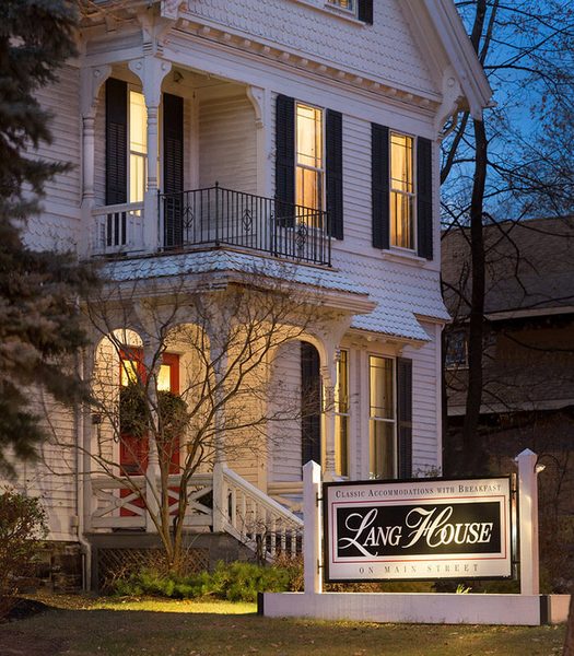 Lang House on Main Street Bed and Breakfast — Property