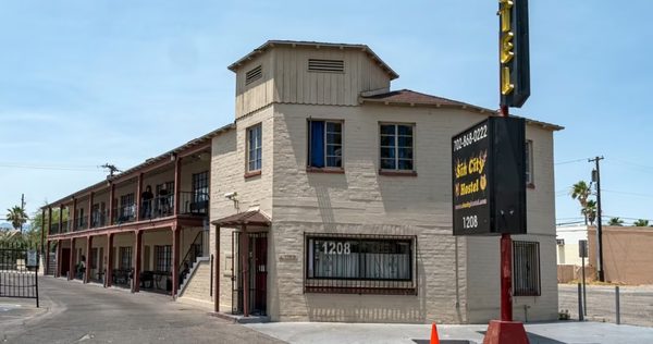 Las Vegas Hostel Las Vegas Nevada — Property