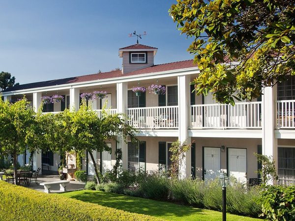Lavender Inn by the Sea — Property