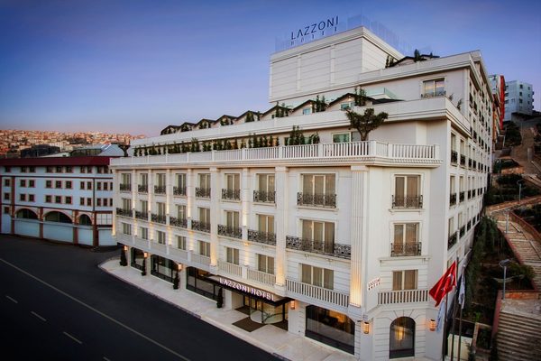 Lazzoni Hotel Istanbul — Property
