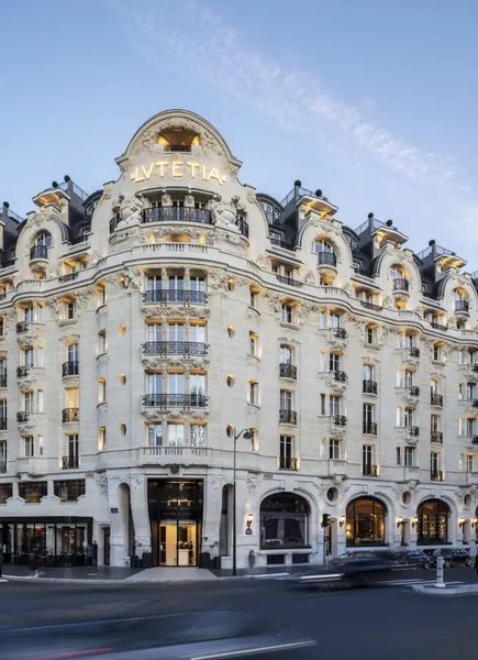 Le Bristol Paris — Property