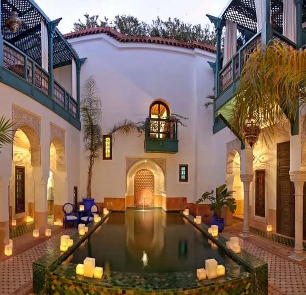 Le Farnatchi — Property