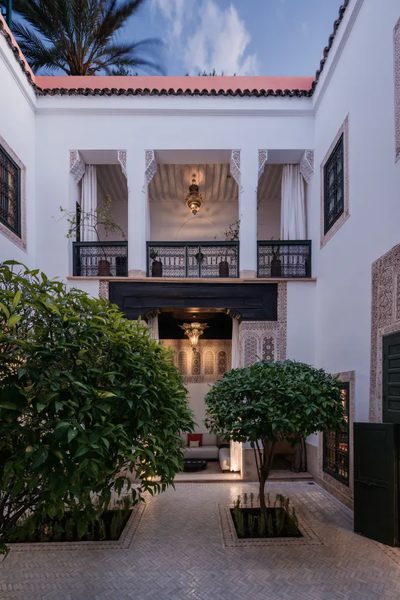 Le Farnatchi — Property