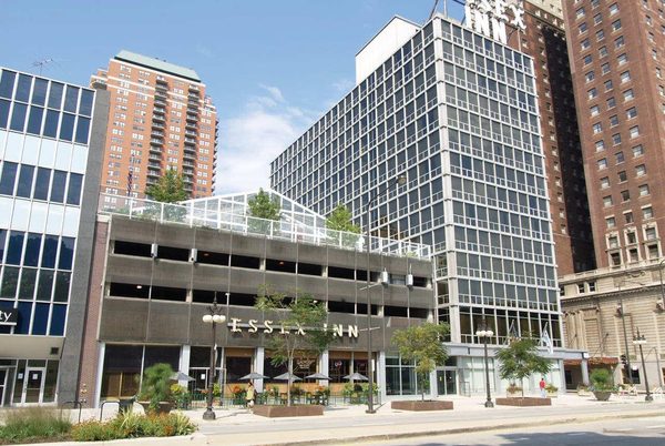 Le Meridien Essex Chicago Chicago Illinois — Property