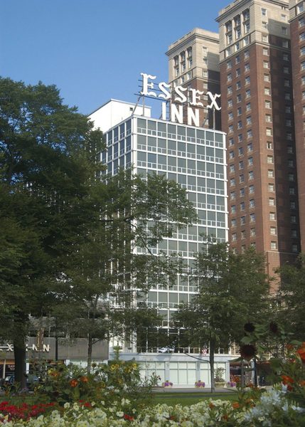 Le Meridien Essex Chicago Chicago Illinois — Property