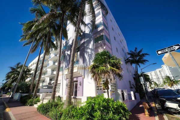 Le Particulier Miami Miami Beach Florida — Property