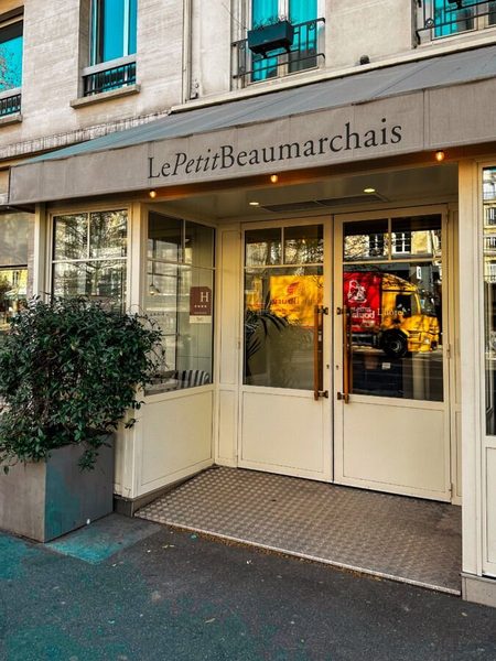 Le Petit Beaumarchais Hotel Spa — Property