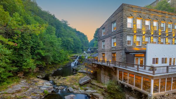 Ledges Hotel — Property