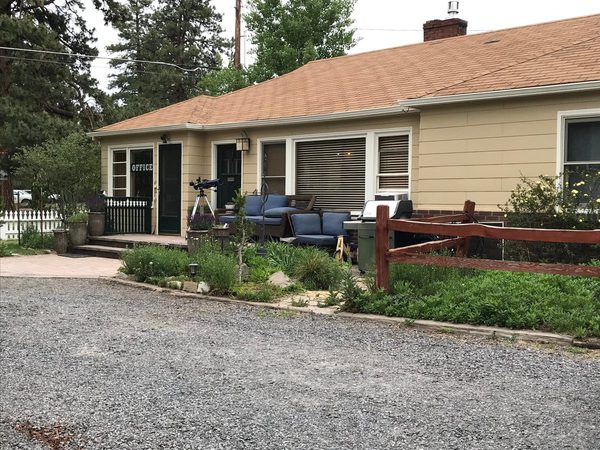 Left Coast Lodge — Property