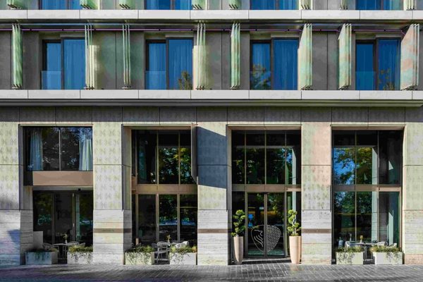 Leon Hotel Lounge — Property