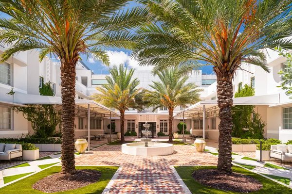 Liberty Park Hotel Miami Beach Florida — Property