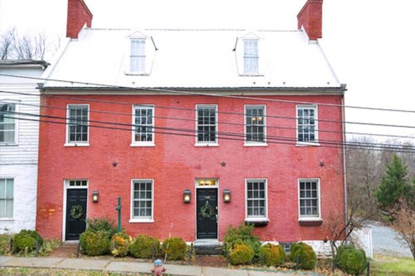 Light Horse Inn Harpers Ferry West Virginia — Property