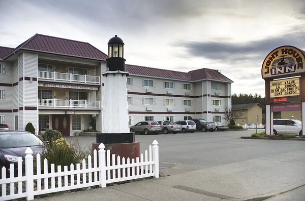 Lighthouse Inn Crescent City California — Property