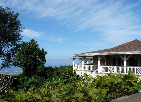 Lilikoi Inn — Property
