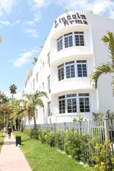 Lincoln Arms Suites Miami Beach Florida — Property