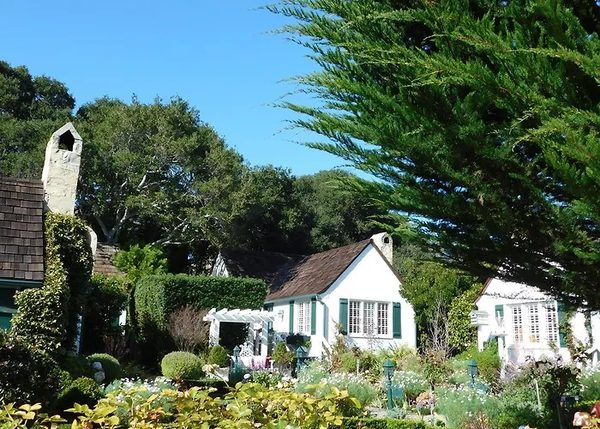 Lincoln Green Inn — Property