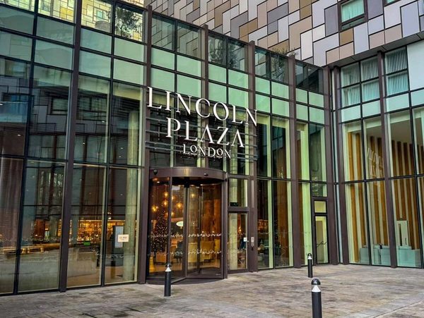 Lincoln Plaza London Curio Collection By Hilton — Property