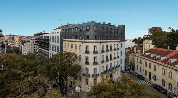 Lisbon Colours — Property