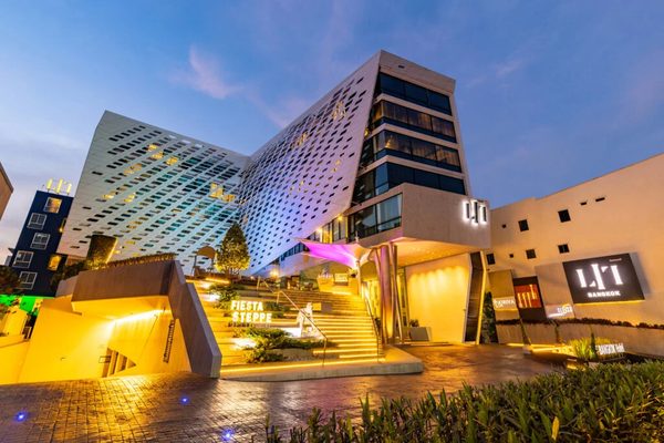 LiT Bangkok Hotel — Property