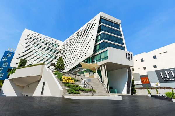 LiT Bangkok Hotel — Property