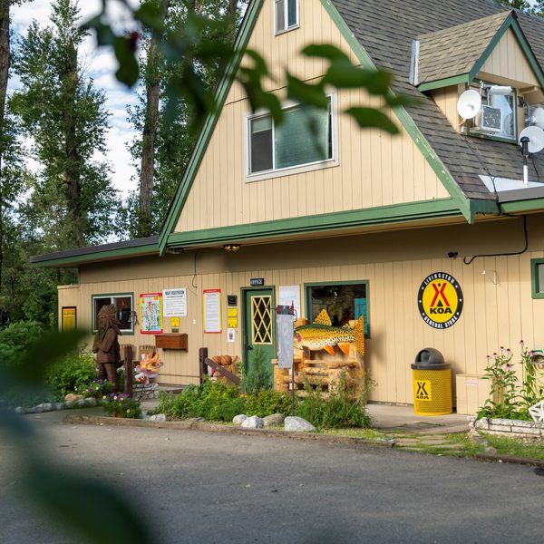 Livingston Paradise Valley Koa Holiday — Property