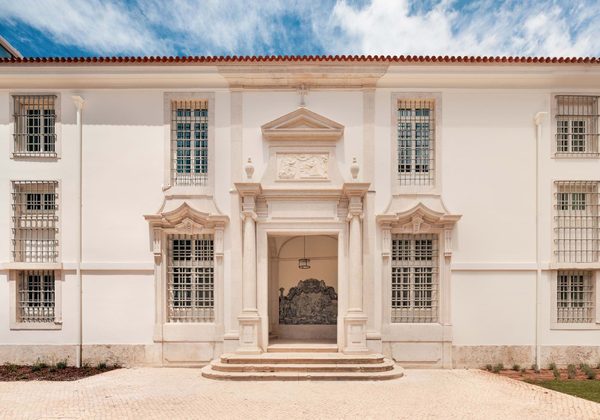 Locke De Santa Joana — Property
